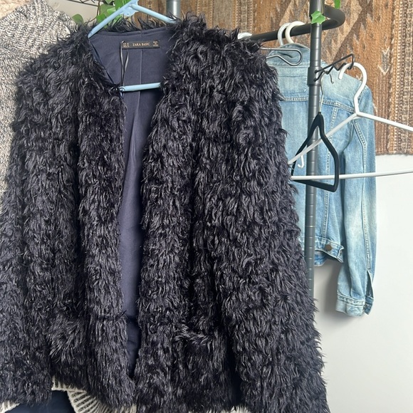 women’s jacket in mars black - Picture 3 of 3